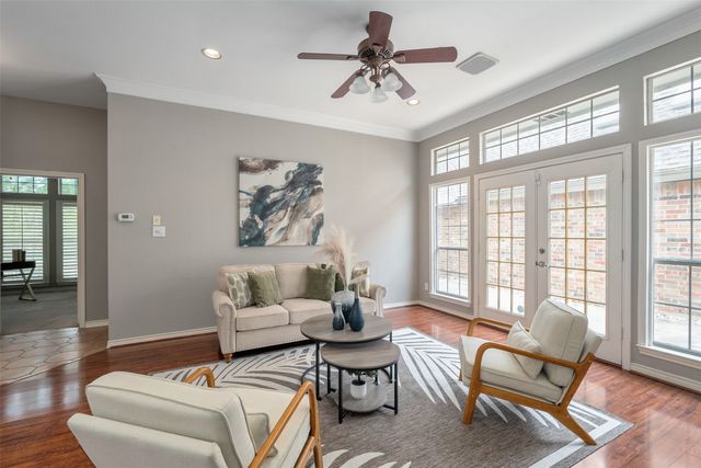 8620 Forest Glen Drive, Irving, TX 75063