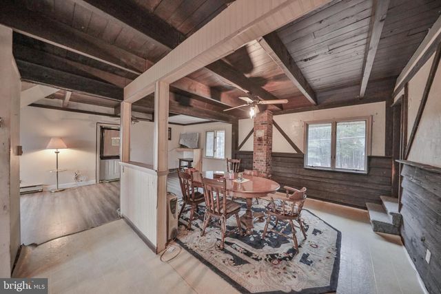 355 HICKORY RD, Palmerton, PA 18071