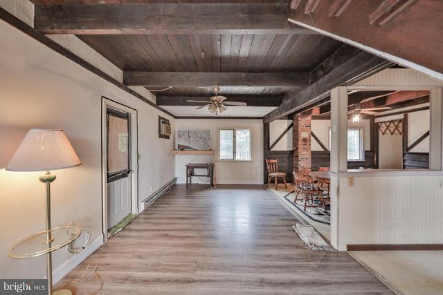 355 HICKORY RD, Palmerton, PA 18071