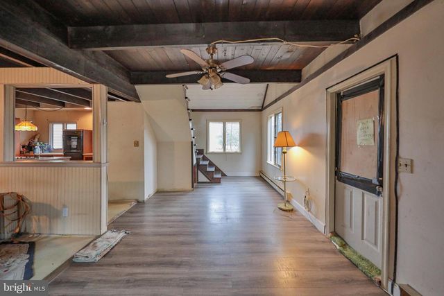 355 HICKORY RD, Palmerton, PA 18071