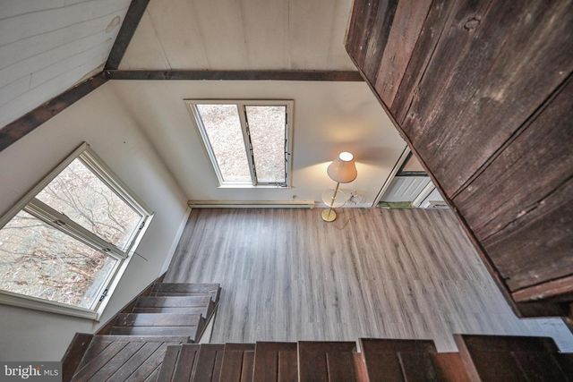 355 HICKORY RD, Palmerton, PA 18071