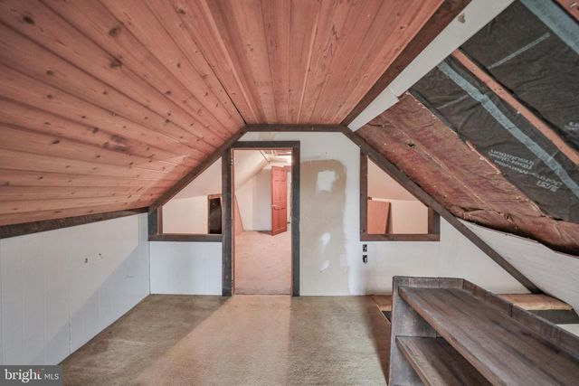 355 HICKORY RD, Palmerton, PA 18071