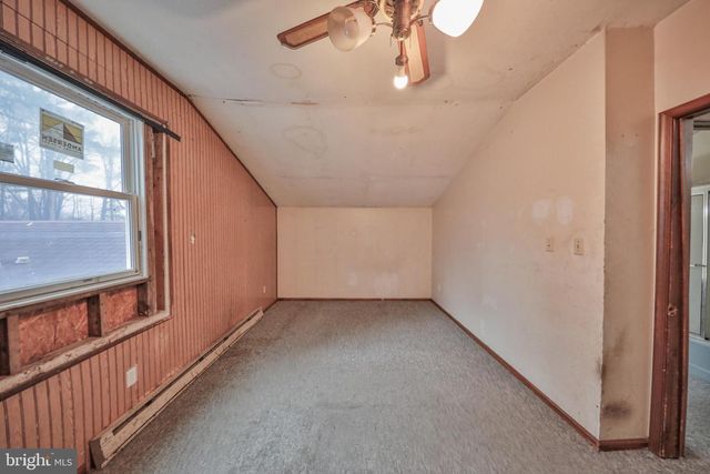 355 HICKORY RD, Palmerton, PA 18071