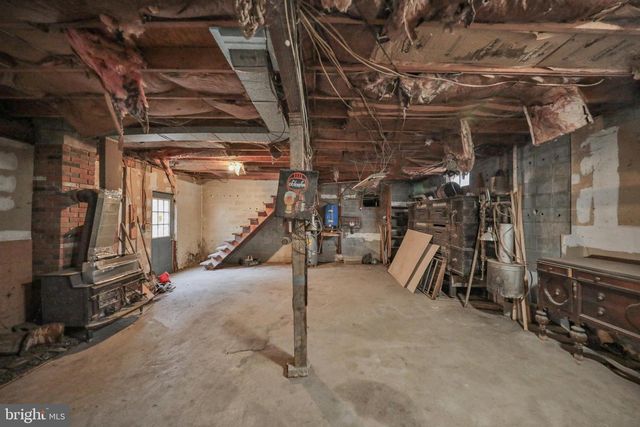 355 HICKORY RD, Palmerton, PA 18071