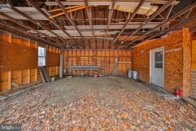 355 HICKORY RD, Palmerton, PA 18071