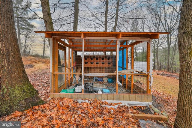 355 HICKORY RD, Palmerton, PA 18071