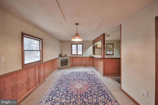 355 HICKORY RD, Palmerton, PA 18071