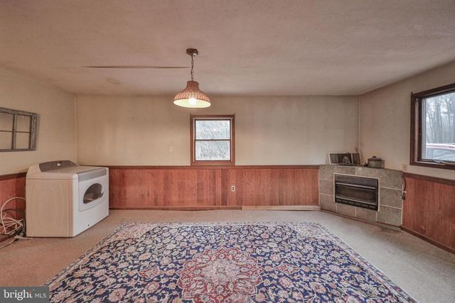 355 HICKORY RD, Palmerton, PA 18071