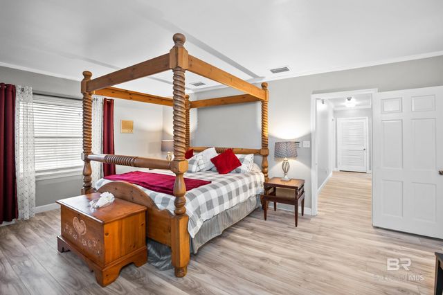 803 S Pensacola Avenue, Atmore, AL 36502