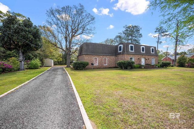 803 S Pensacola Avenue, Atmore, AL 36502