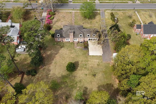 803 S Pensacola Avenue, Atmore, AL 36502