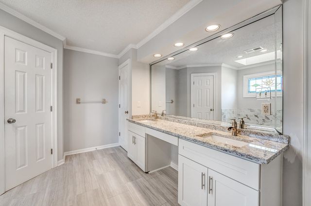 9354 HAWTHORN HILL DR, Germantown, TN 38139