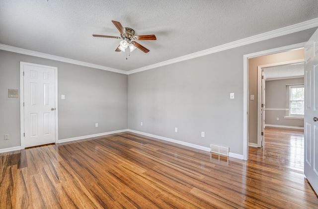 9354 HAWTHORN HILL DR, Germantown, TN 38139