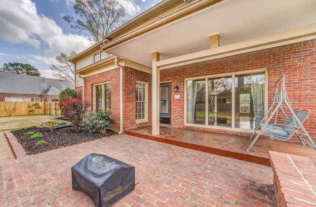 9354 HAWTHORN HILL DR, Germantown, TN 38139