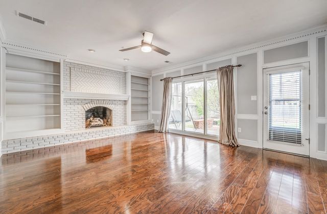 9354 HAWTHORN HILL DR, Germantown, TN 38139