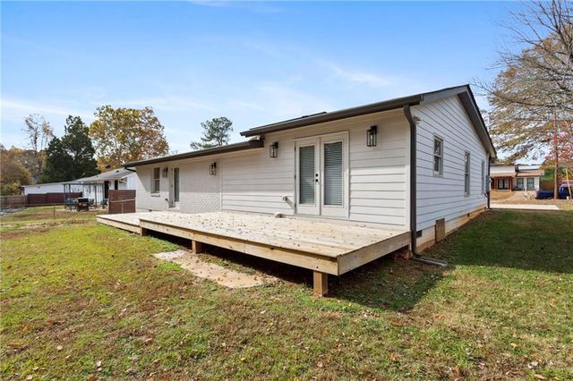 3258 Highland Drive SE, Smyrna, GA 30080