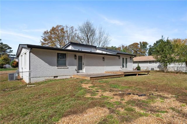 3258 Highland Drive SE, Smyrna, GA 30080