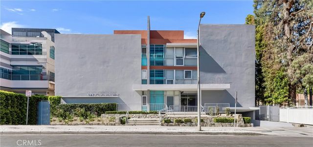 4807 Woodley Avenue 208, Encino, CA 91436