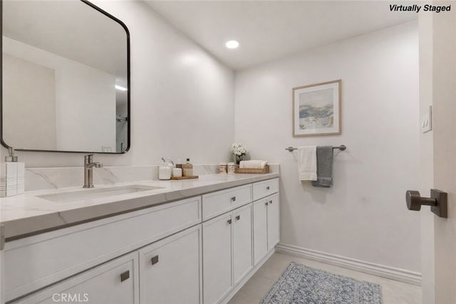 4807 Woodley Avenue 208, Encino, CA 91436