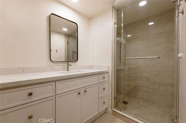 4807 Woodley Avenue 208, Encino, CA 91436