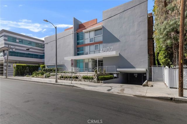 4807 Woodley Avenue 208, Encino, CA 91436