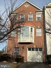 21614 MONMOUTH TER, Ashburn, VA 20147