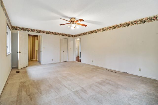 149 Sugarbush Cir, Crossville, TN 38558