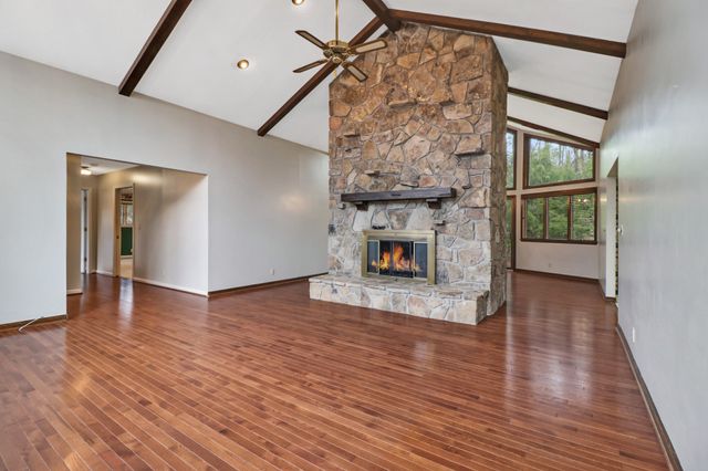 149 Sugarbush Cir, Crossville, TN 38558