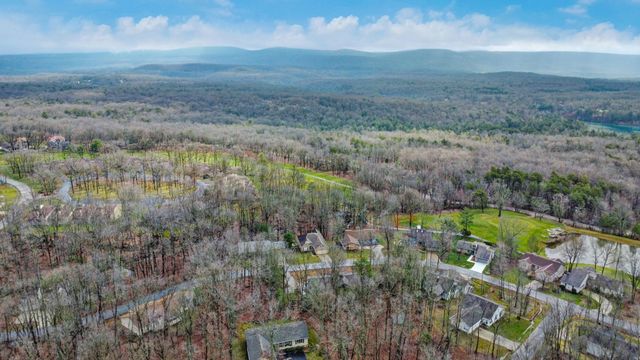 149 Sugarbush Cir, Crossville, TN 38558