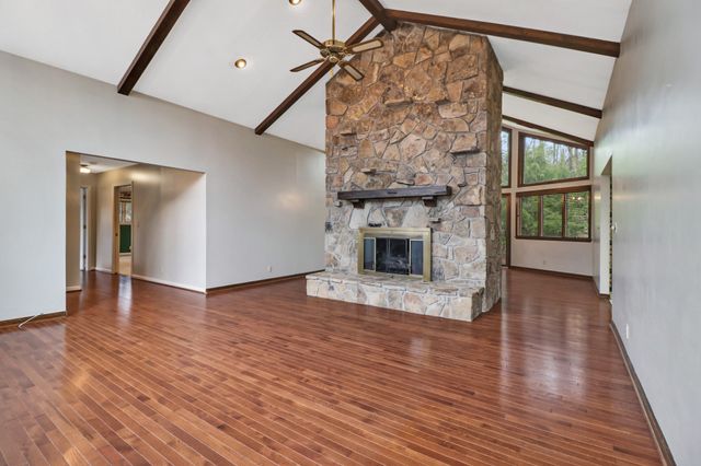 149 Sugarbush Cir, Crossville, TN 38558