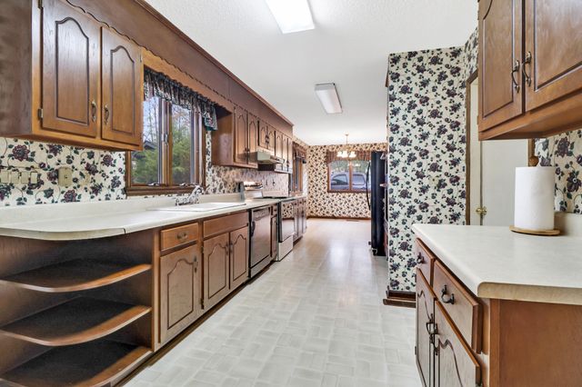 149 Sugarbush Cir, Crossville, TN 38558