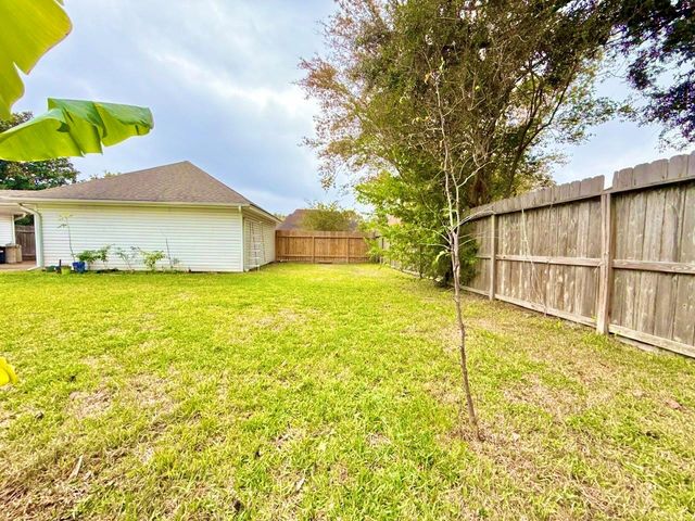 8026 Suspiro Drive, Houston, TX 77083