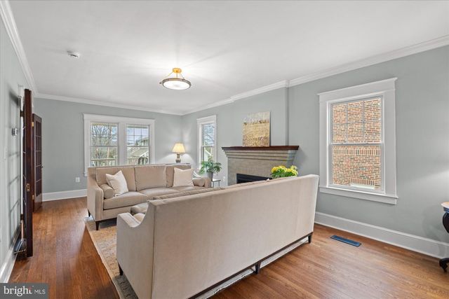 204 ELM ST, Alexandria, VA 22301