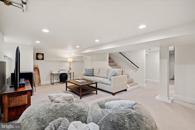 204 ELM ST, Alexandria, VA 22301