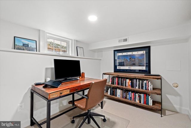 204 ELM ST, Alexandria, VA 22301