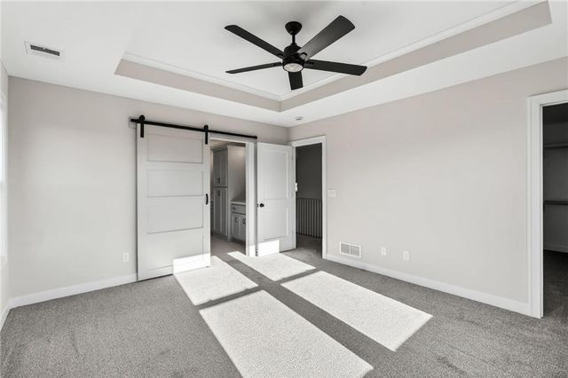 7616 N Booth Avenue, Kansas City, MO 64158