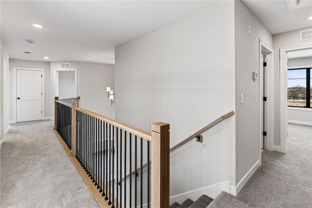 7616 N Booth Avenue, Kansas City, MO 64158