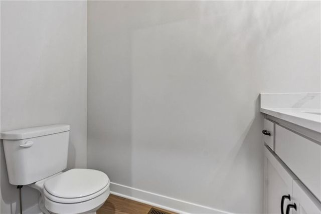 7616 N Booth Avenue, Kansas City, MO 64158