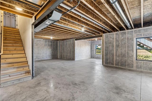 7616 N Booth Avenue, Kansas City, MO 64158