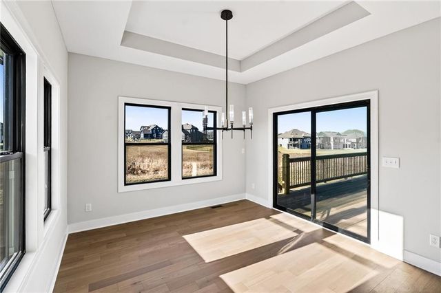 7616 N Booth Avenue, Kansas City, MO 64158