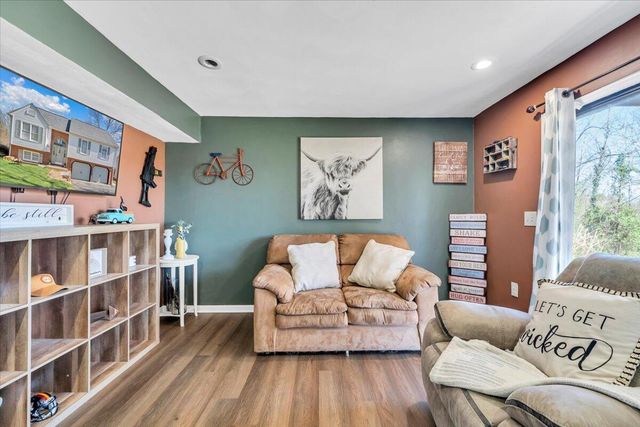 3622 View AVE, Roanoke, VA 24018