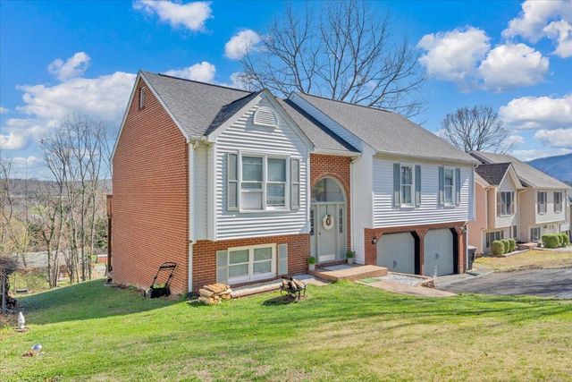 3622 View AVE, Roanoke, VA 24018