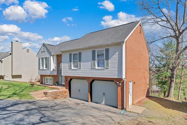 3622 View AVE, Roanoke, VA 24018