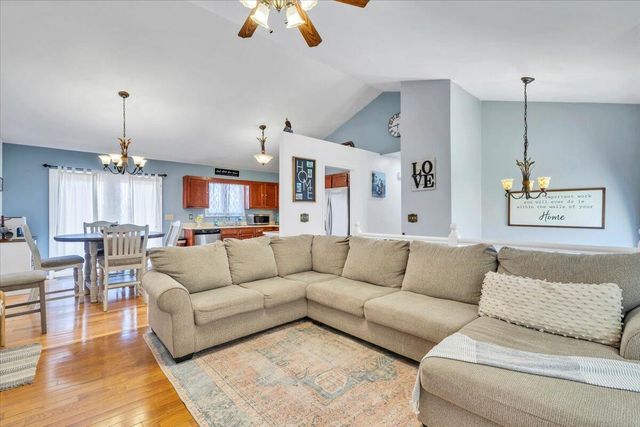 3622 View AVE, Roanoke, VA 24018