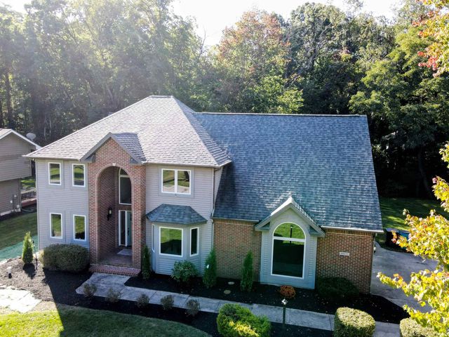 50577 King Richard Way, Granger, IN 46530