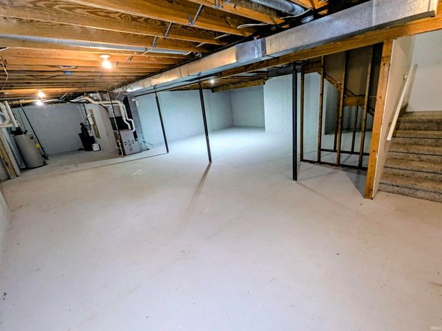 50577 King Richard Way, Granger, IN 46530