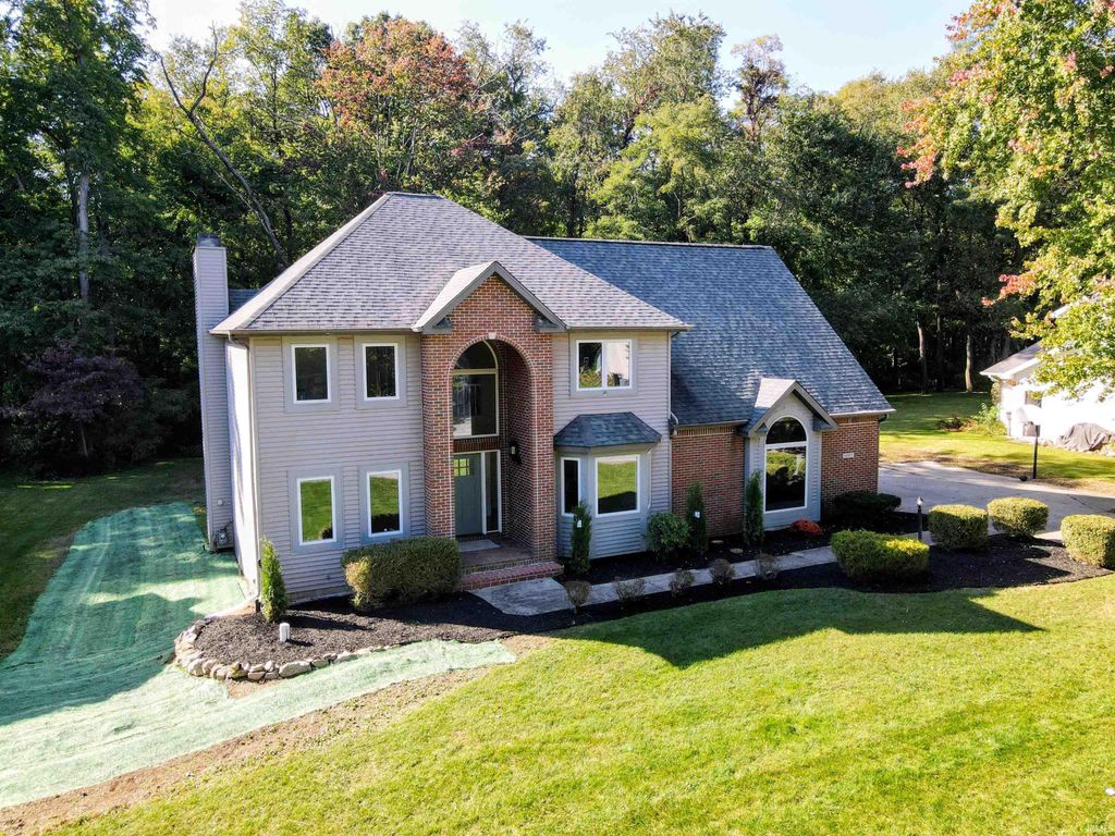50577 King Richard Way, Granger, IN 46530
