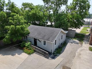 1808 MONROE ST, Columbia, MO 65201