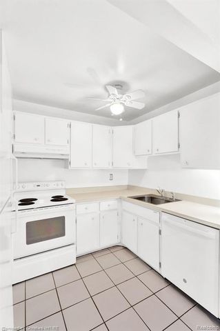 4909 Crooks Road D 4, Royal Oak, MI 48073