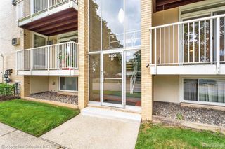 4909 Crooks Road D 4, Royal Oak, MI 48073